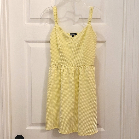 BeBop Dresses & Skirts - BeBop Yellow with White Polka Dot Adjustable Straps Cute Sundress Juniors